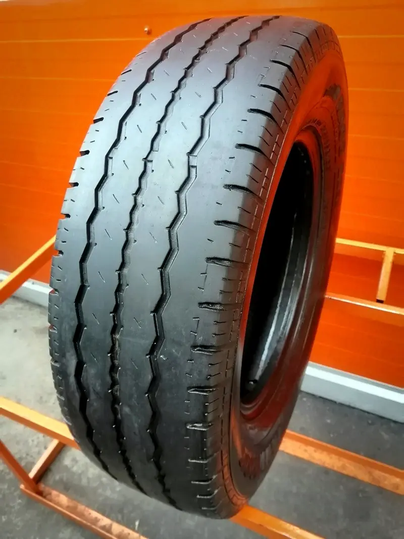 Б/у шина 215/75 R16C Hankook Radial RA08
