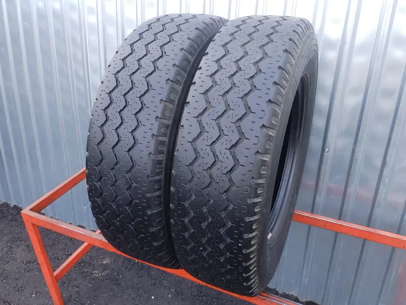 Пара б/у шин 215/75 R16C Michelin XC Kemping