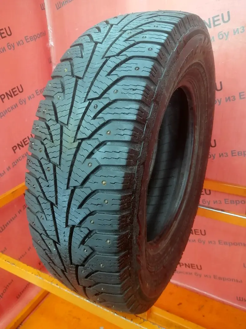 Б/у шина 215/75 R16C Nokian Hakkapeliitta C Cargo