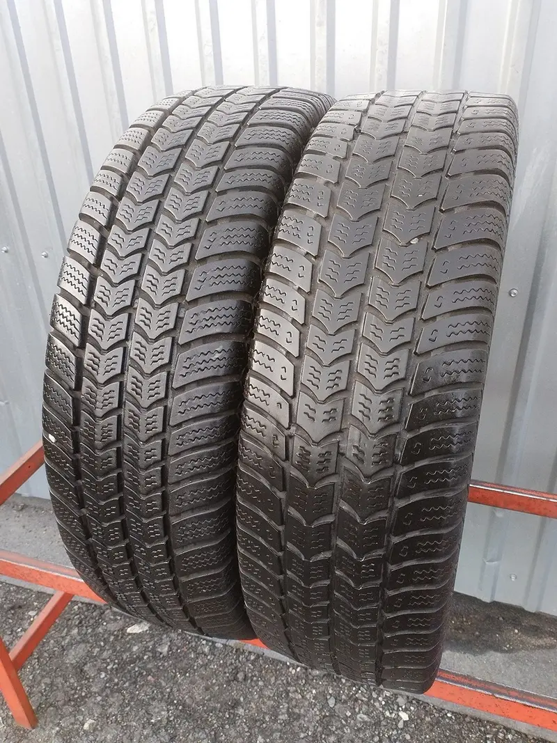 Пара б/у шин 215/75 R16C Semperit Van-Grip 2
