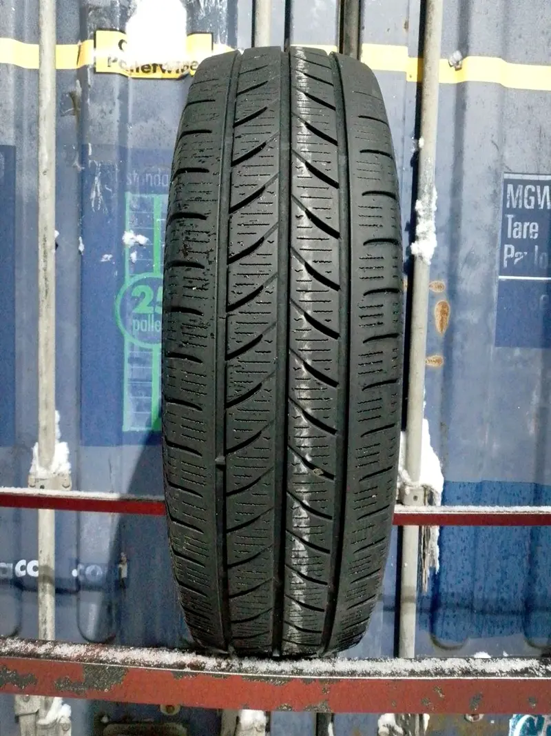 Б/у шина 215/75 R16C Yokohama W.drive WY01