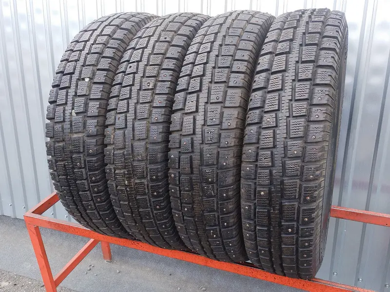 Комплект б/у шин 215/85 R16 Cooper Discoverer M+S