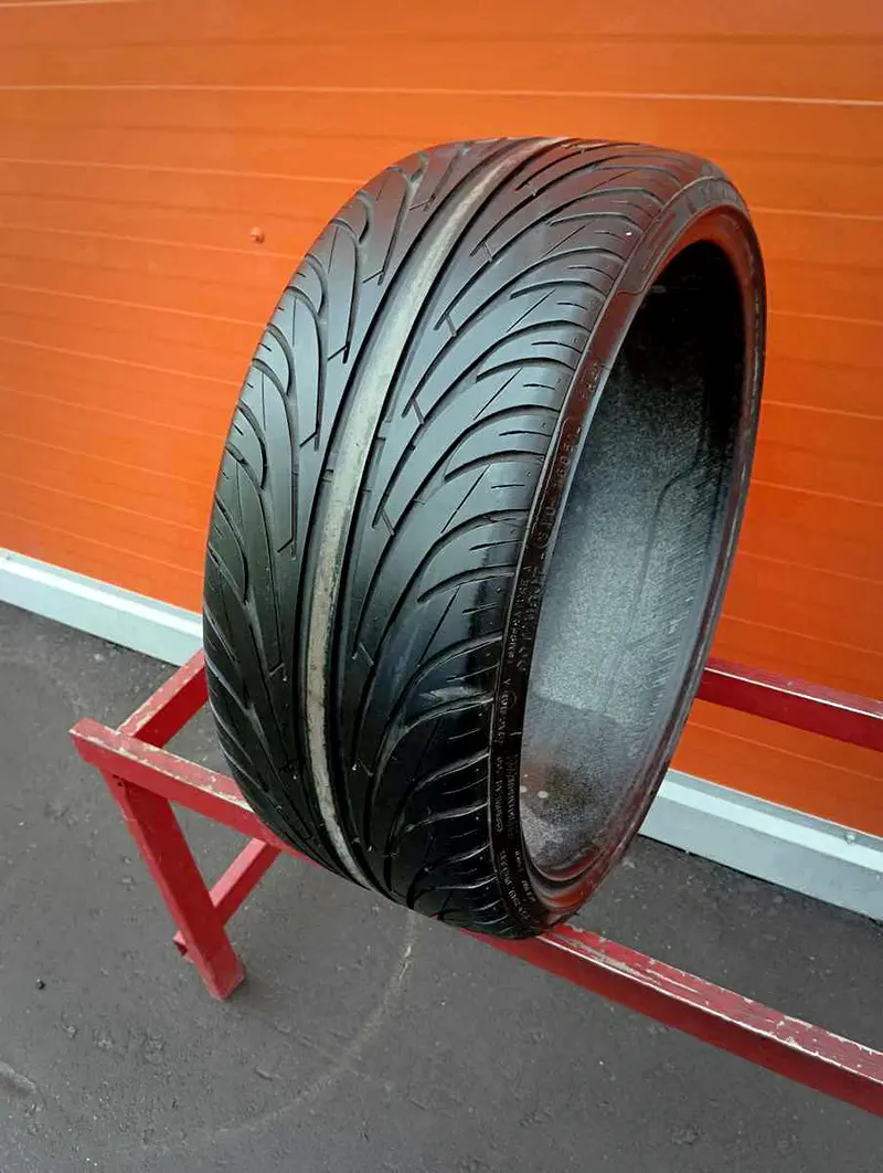 Б/у шина 225/30 R20 Nankang NS-II