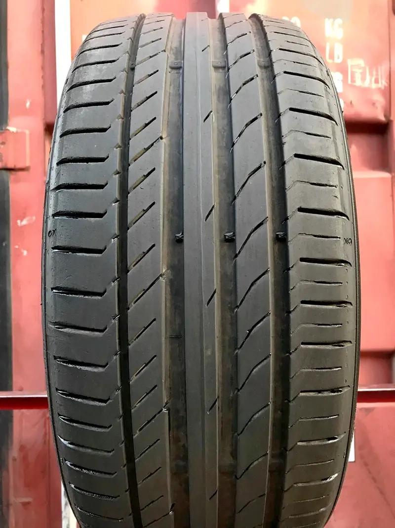 Б/у шина 225/35 R19 Continental ContiSportContact 5 P
