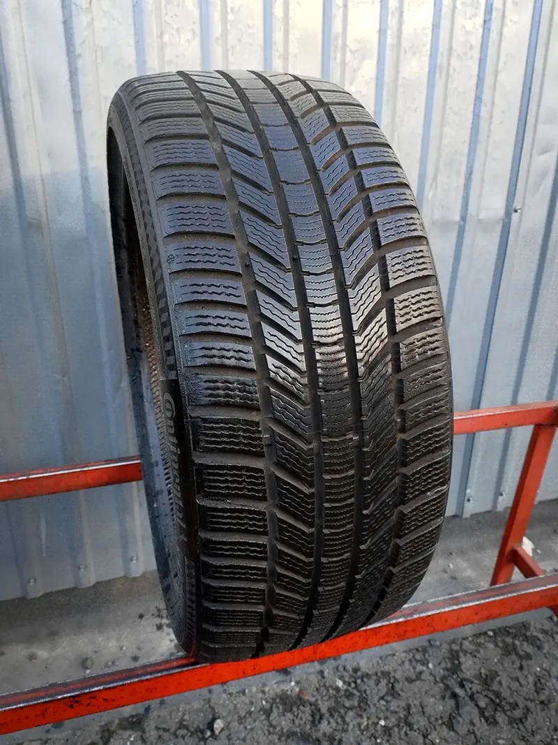 Б/у шина 225/35 R19 Continental ContiWinterContact TS 870 P