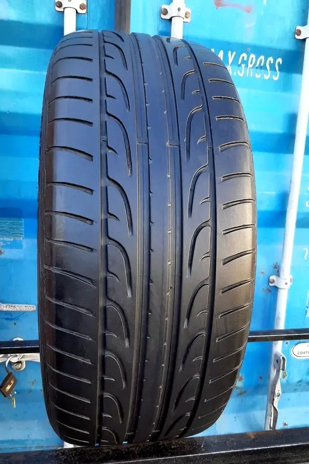 Б/у шина 225/35 R19 Dunlop SP Sport Maxx