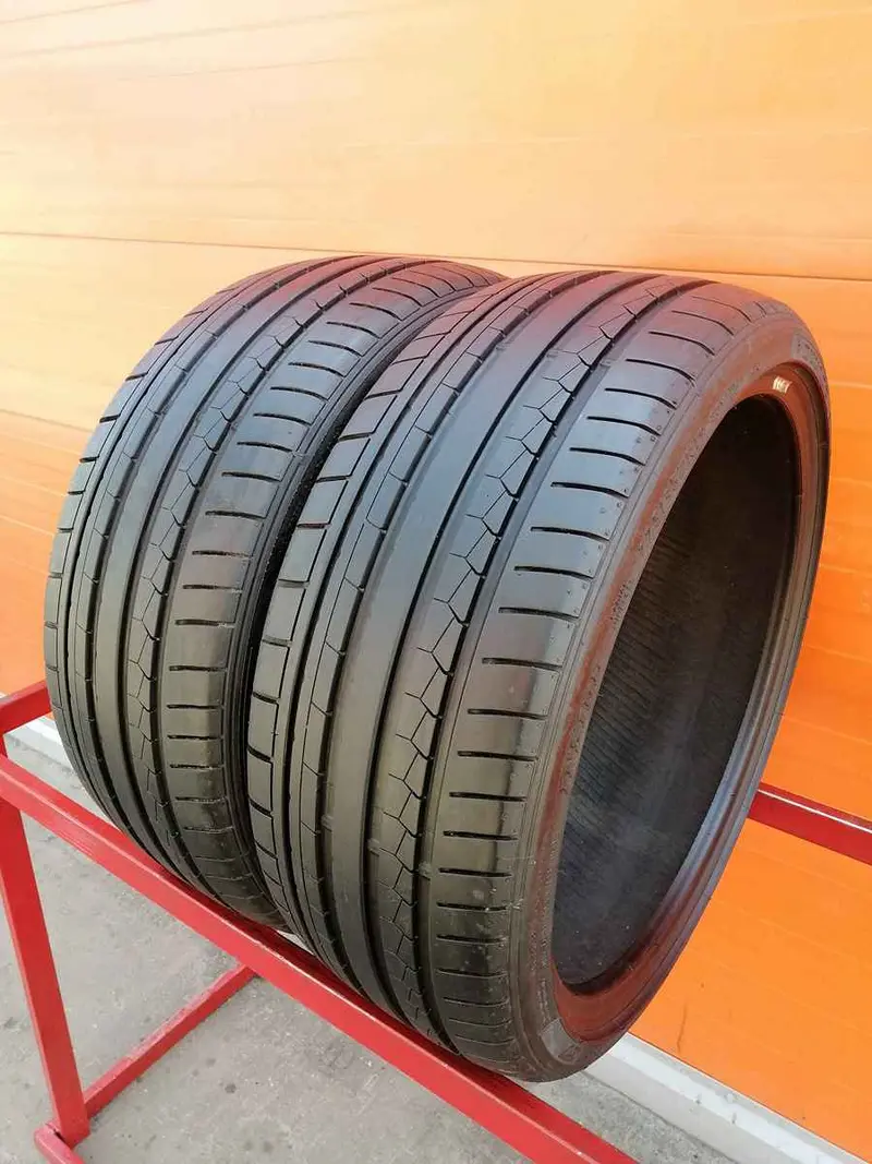 Пара б/у шин 225/35 R19 Dunlop SP Sport Maxx GT