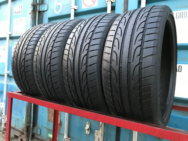 Комплект б/у шин 225/35 R19 Dunlop SP Sport Maxx, фото 1
