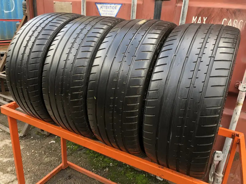Комплект б/у шин 225/35 R19 Hankook Ventus S1evo K107