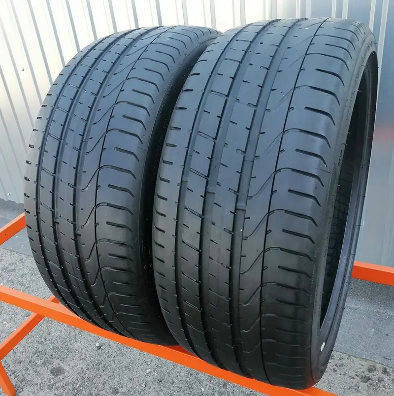 Пара б/у шин 225/35 R19 Pirelli P Zero