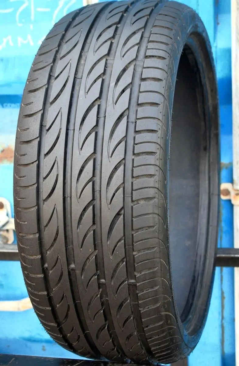 Б/у шина 225/35 R19 Pirelli P Zero Nero, фото 1