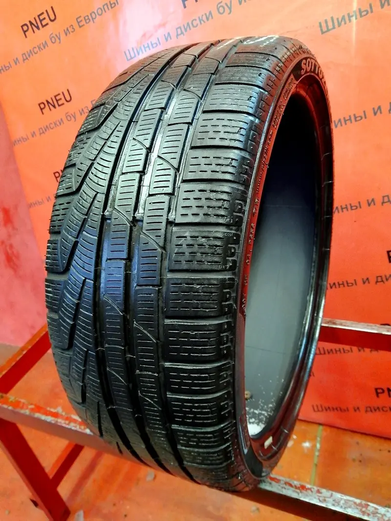 Б/у шина 225/35 R19 Pirelli Winter 210 Sottozero 2 RunFlat, фото 1