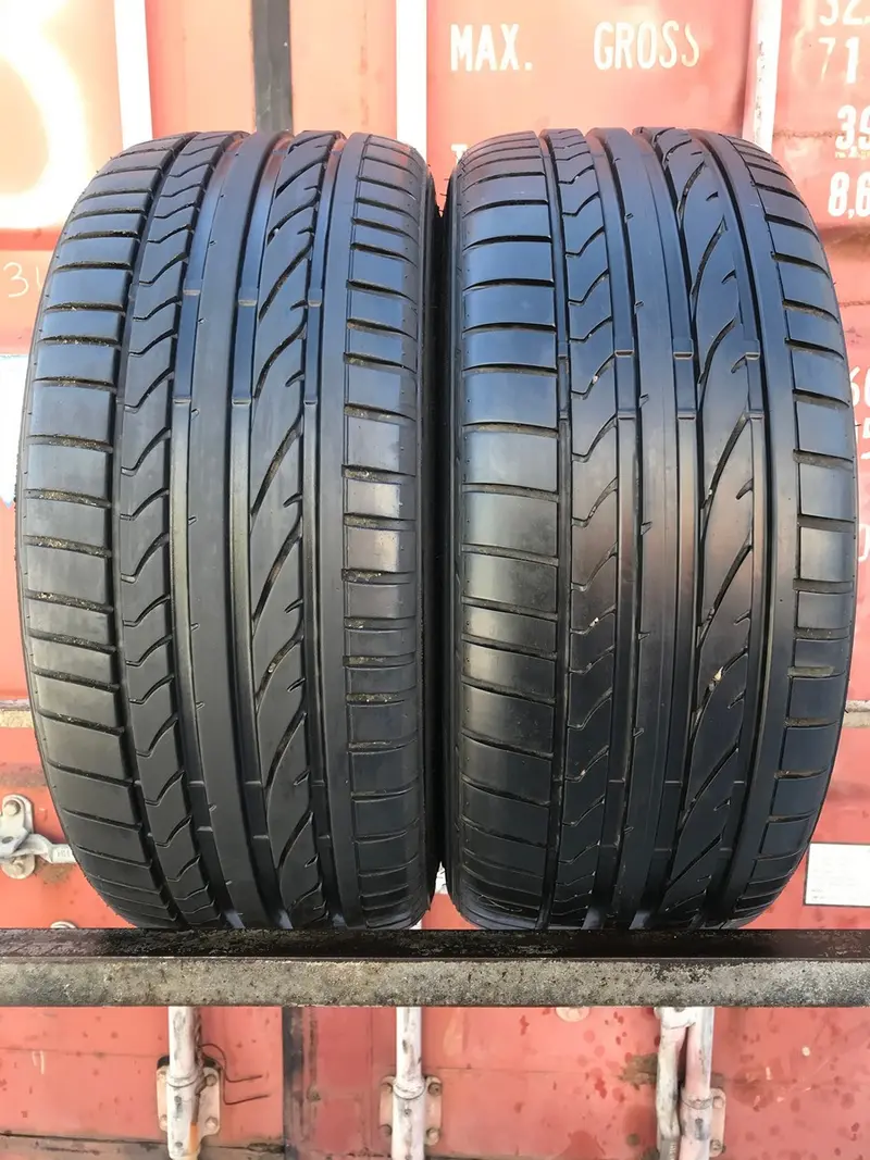 Пара б/у шин 225/40 R18 Bridgestone Potenza RE 050A