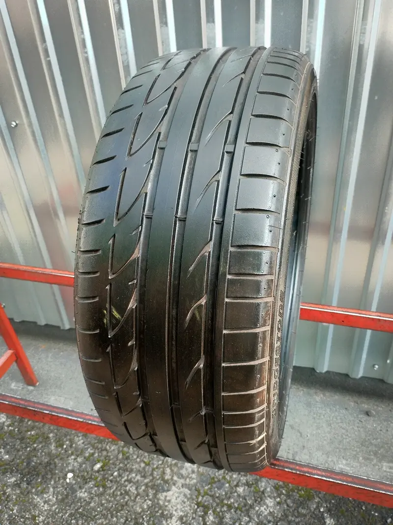 Б/у шина 225/40 R18 Bridgestone Potenza S001