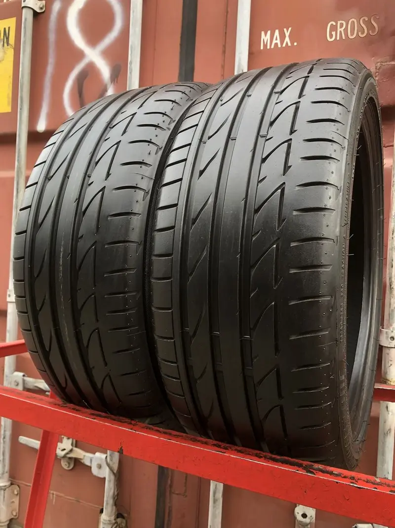 Пара б/у шин 225/40 R18 Bridgestone Potenza S001