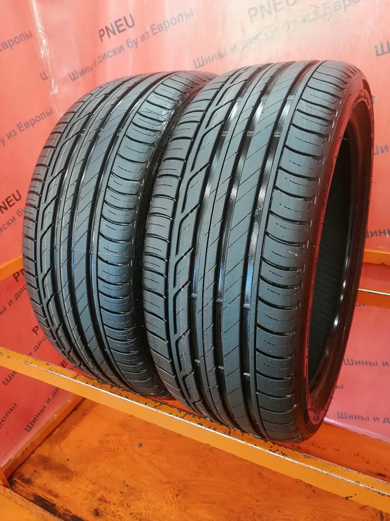 Пара новых шин 225/40 R18 Bridgestone Turanza T001, фото 1
