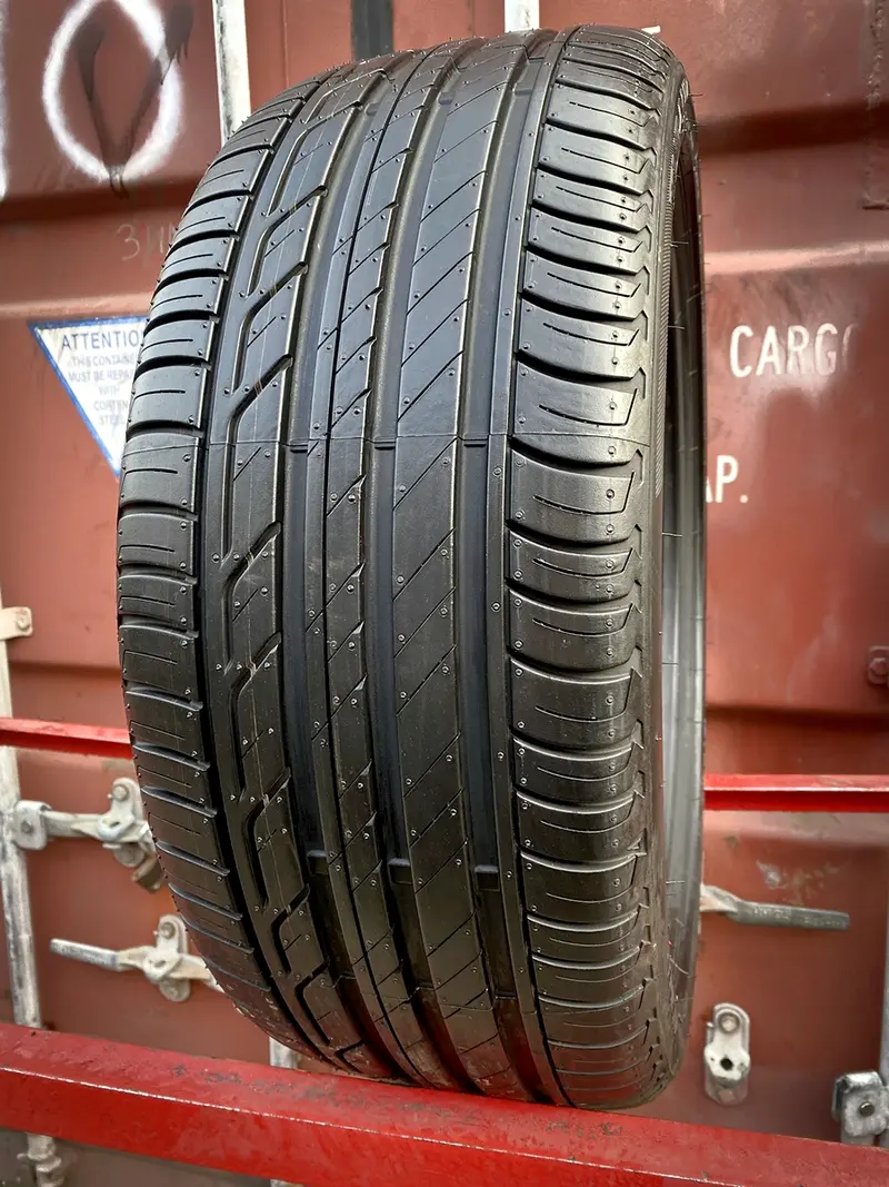 Б/у шина 225/40 R18 Bridgestone Turanza T001, фото 1