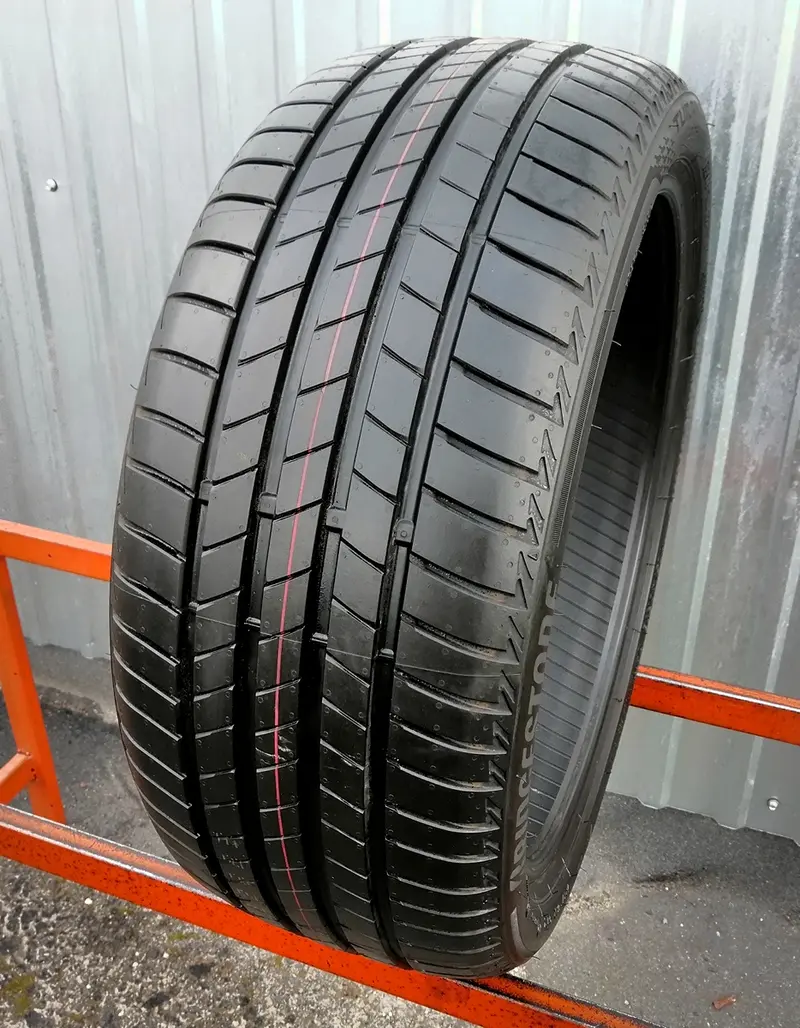Б/у шина 225/40 R18 Bridgestone Turanza T005