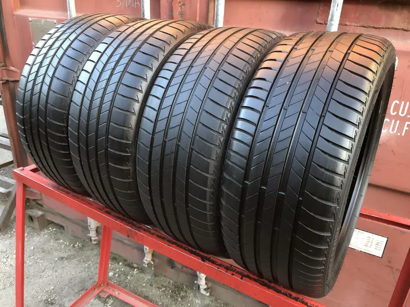 Комплект б/у шин 225/40 R18 Bridgestone Turanza T005