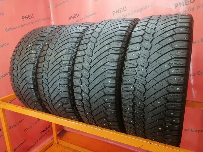 Комплект б/у шин 225/40 R18 Continental ContiIceContact