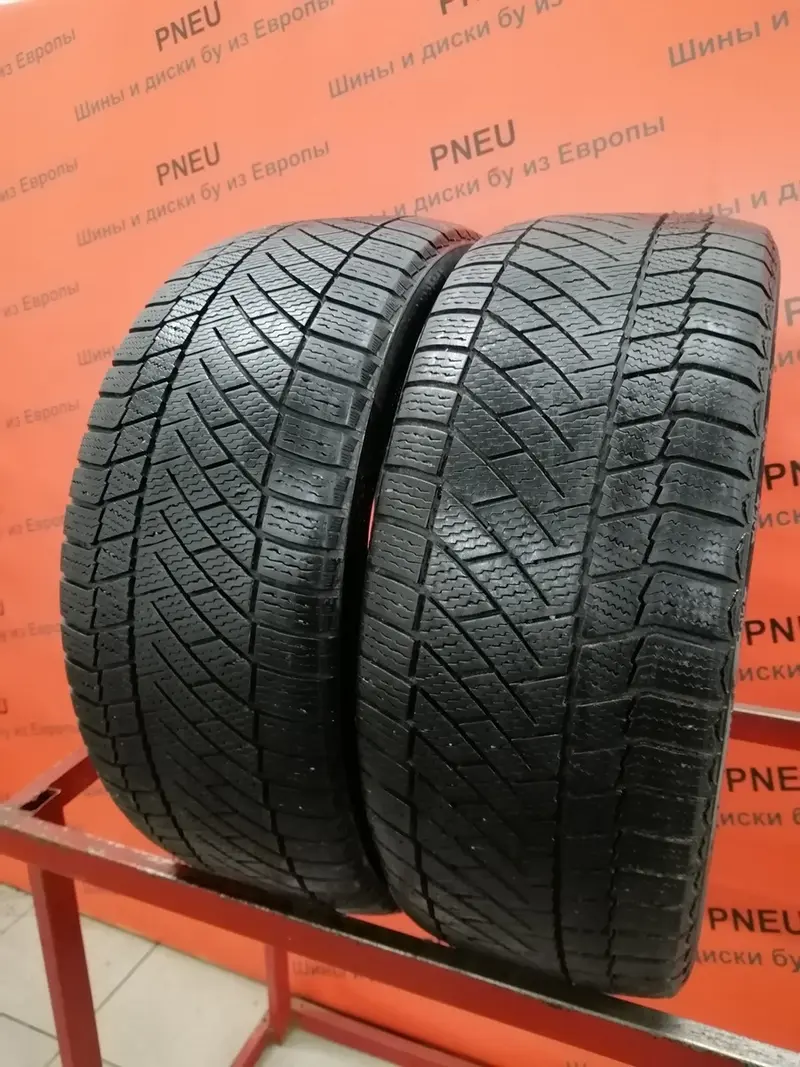Пара б/у шин 225/40 R18 Continental ContiVikingContact 6