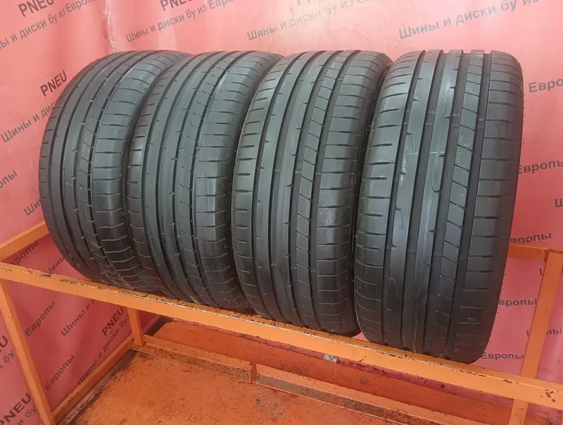Комплект б/у шин 225/40 R18 Dunlop SP Sport Maxx RT 2