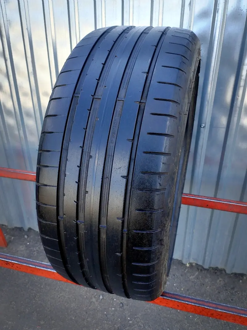 Б/у шина 225/40 R18 Dunlop SP Sport Maxx RT 2