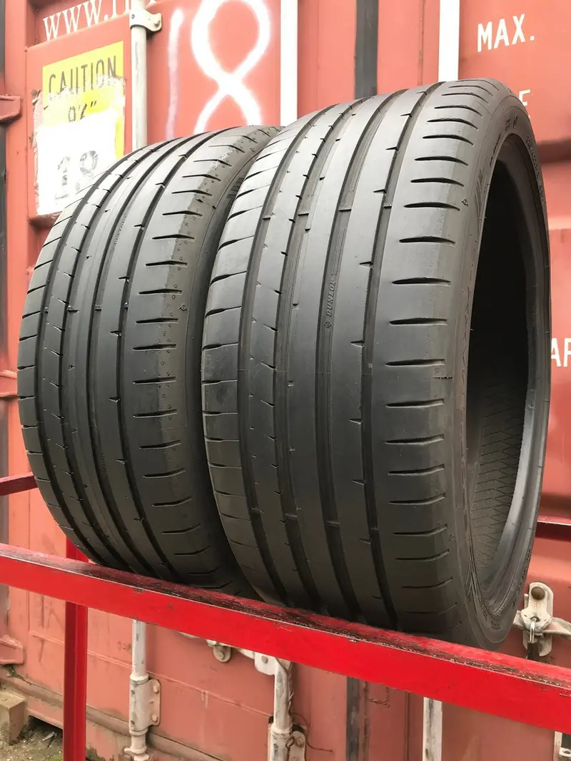 Пара б/у шин 225/40 R18 Dunlop SP Sport Maxx RT 2