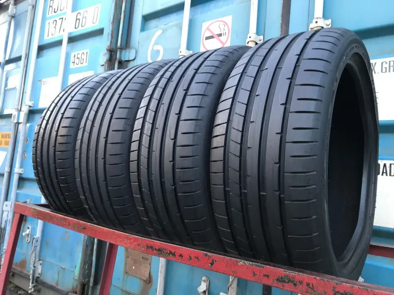 Комплект б/у шин 225/40 R18 Dunlop SP Sport Maxx RT 2