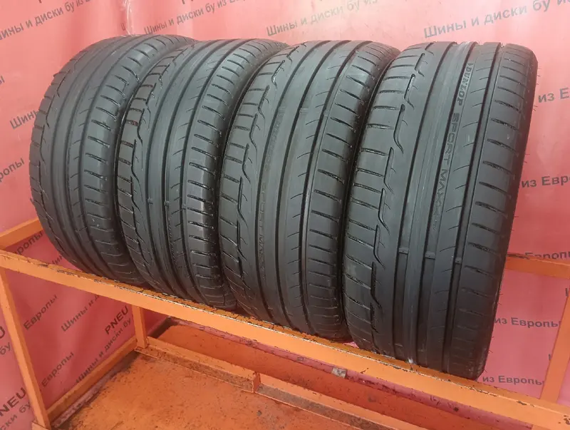 Комплект б/у шин 225/40 R18 Dunlop SP Sport Maxx RT