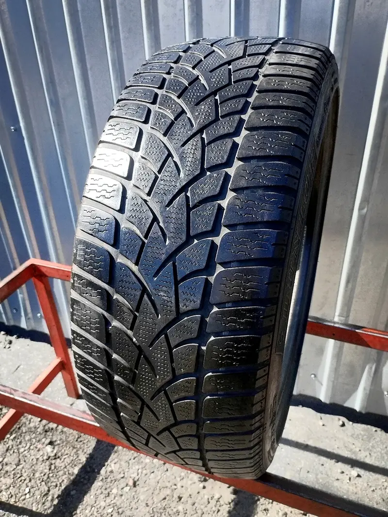 Б/у шина 225/40 R18 Dunlop SP Winter Sport 3D