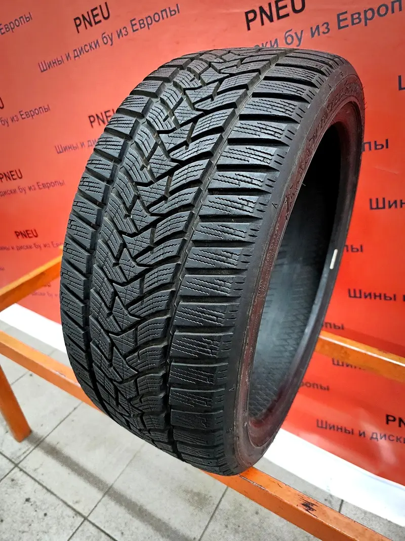 Б/у шина 225/40 R18 Dunlop Winter Sport 5