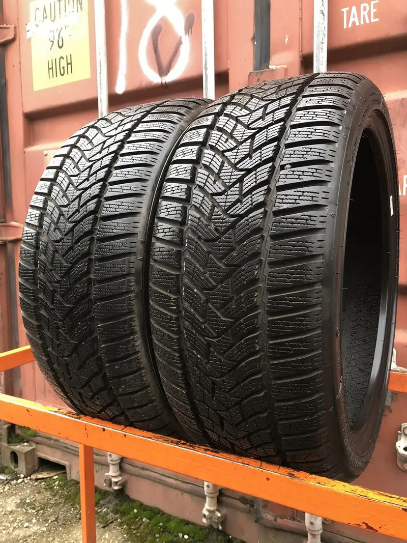 Пара б/у шин 225/40 R18 Dunlop Winter Sport 5, фото 1