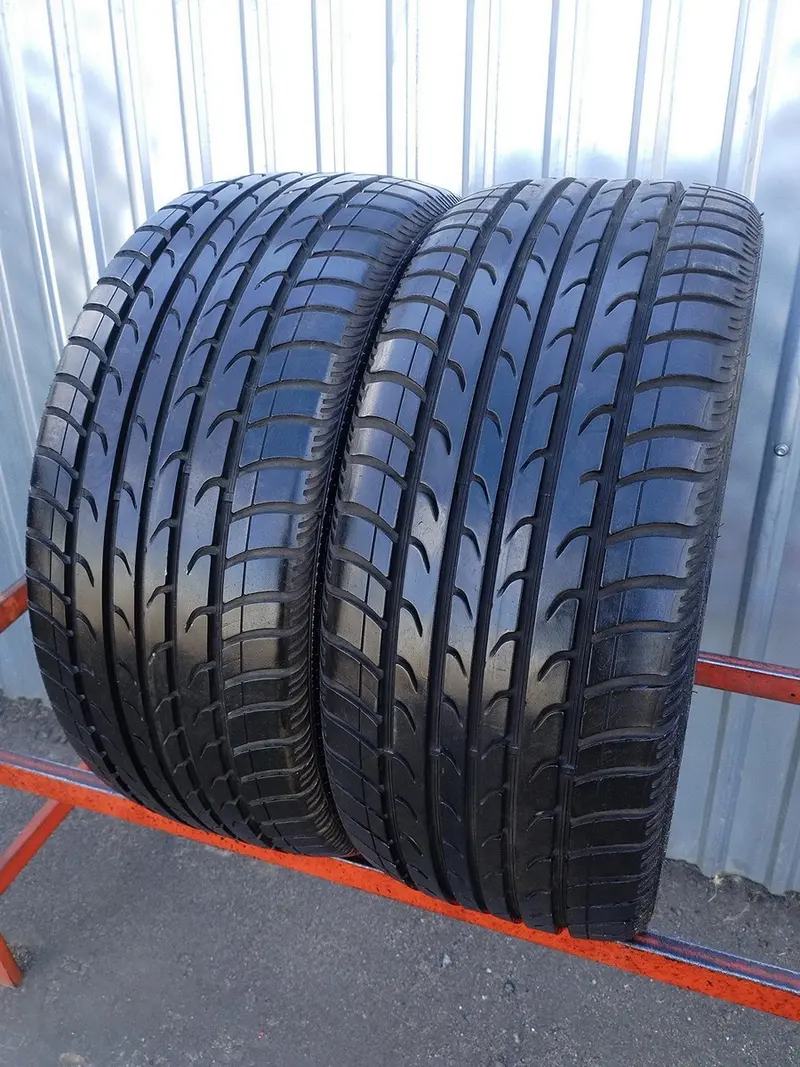 Пара б/у шин 225/40 R18 Fulda Carat Exelero