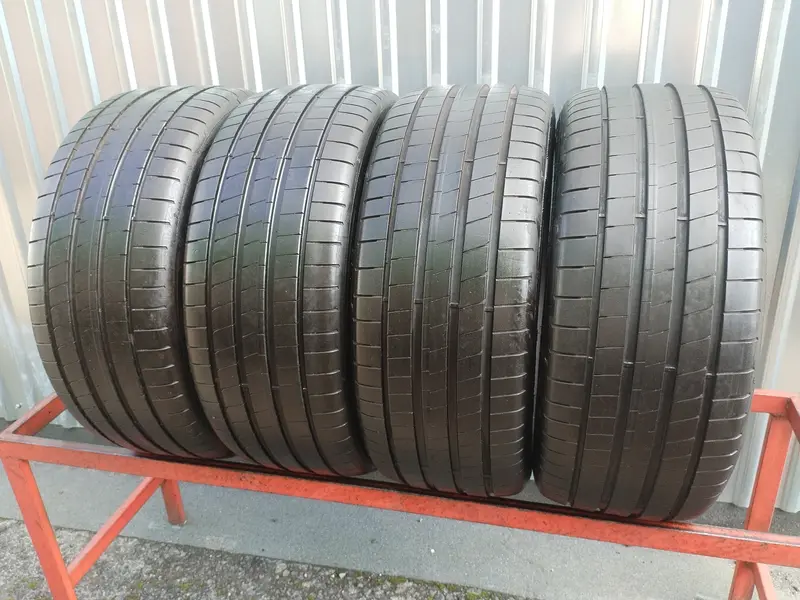 Комплект б/у шин 225/40 R18 Goodyear Eagle F1 Asymmetric 6
