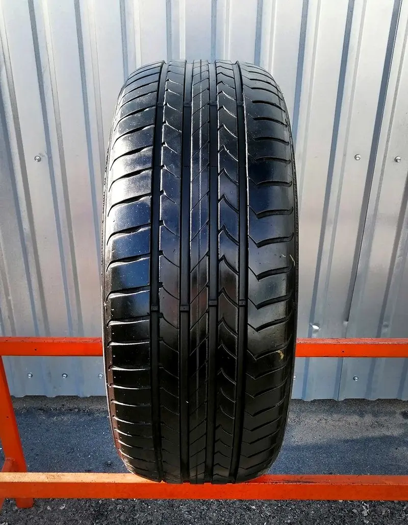 Б/у шина 225/40 R18 Goodyear EfficientGrip, фото 1