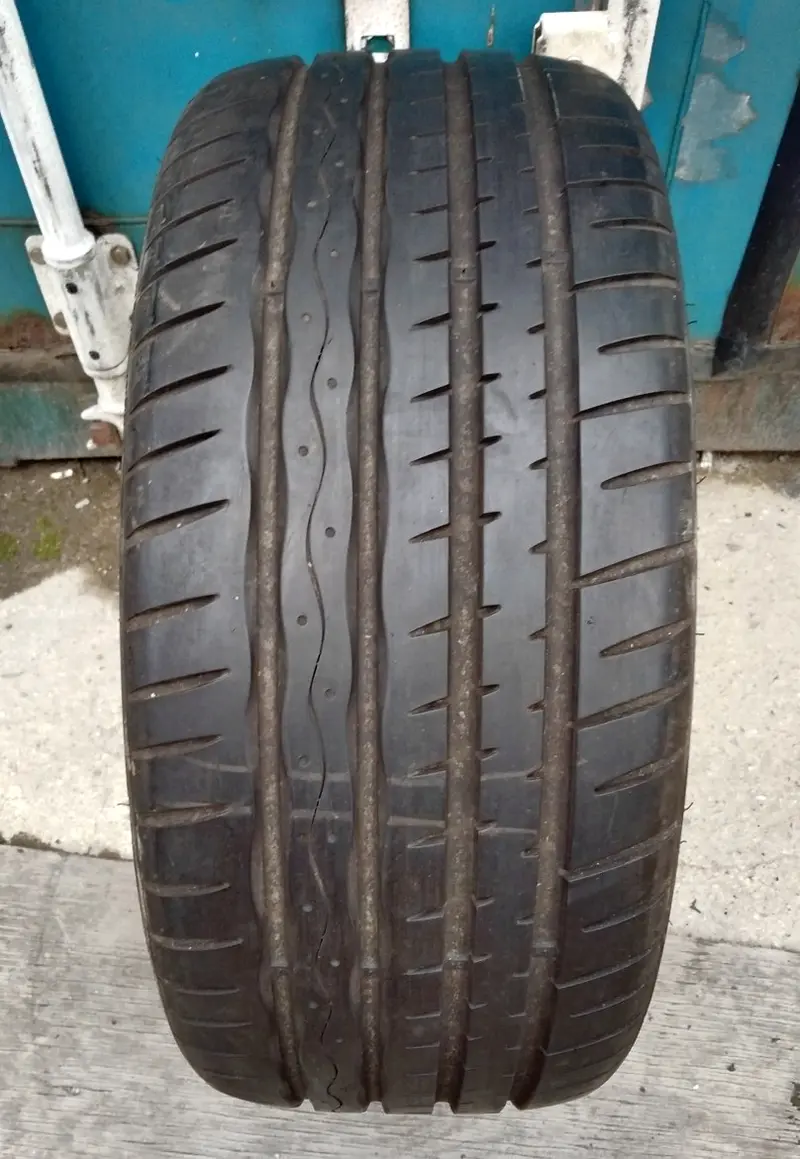 Б/у шина 225/40 R18 Hankook Ventus S1evo K107
