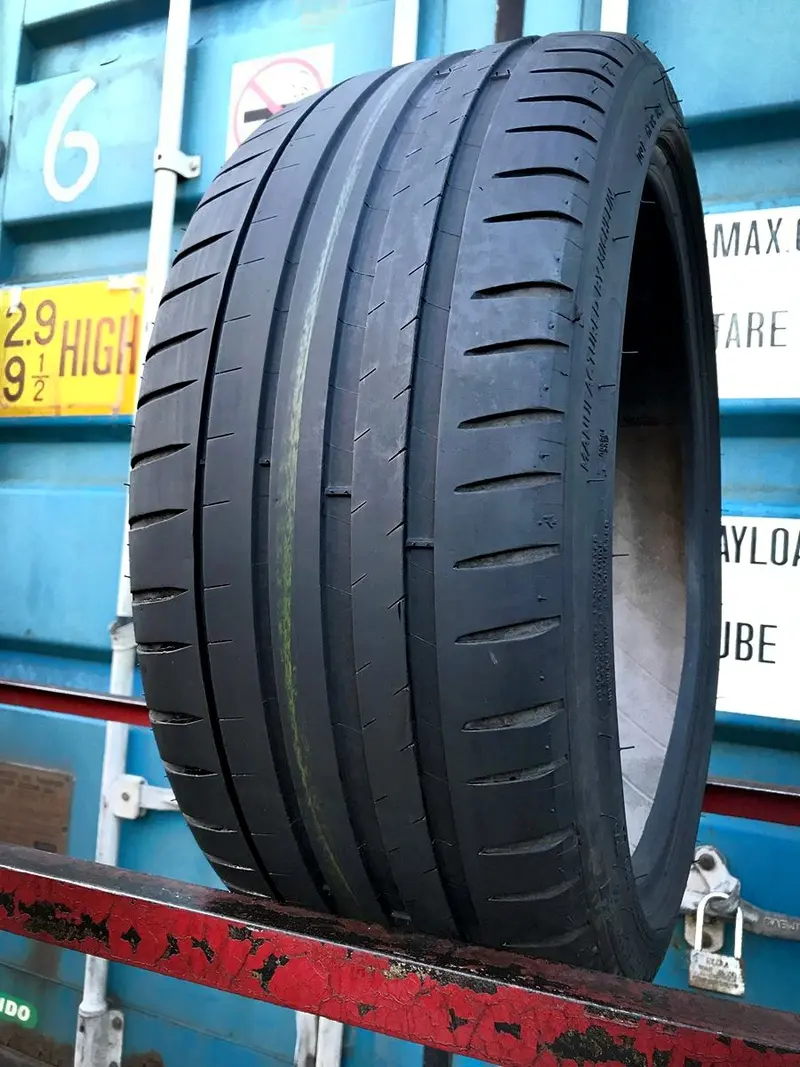 Б/у шина 225/40 R18 Michelin Pilot Sport 4, фото 1