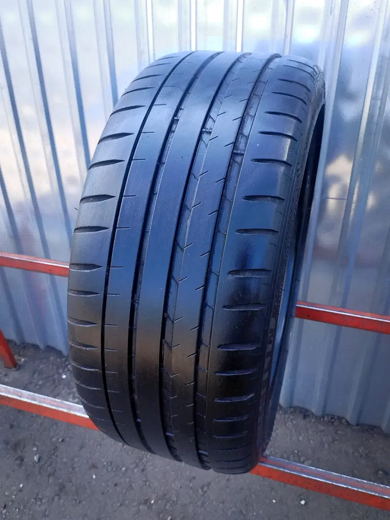 Б/у шина 225/40 R18 Michelin Pilot Sport 4 S