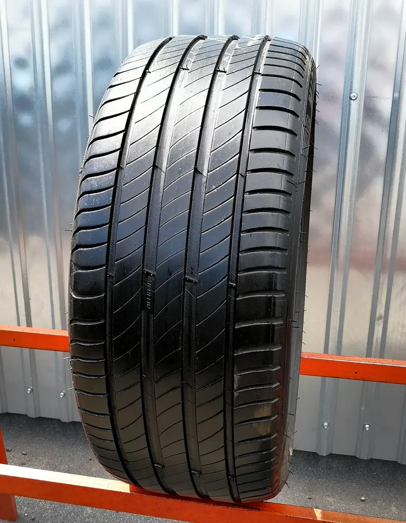 Б/у шина 225/40 R18 Michelin Primacy 4