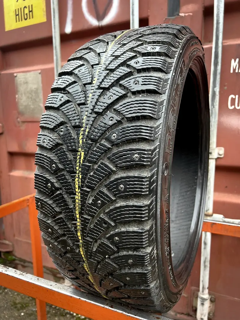 Б/у шина 225/40 R18 Nokian Hakkapeliitta 4, фото 1