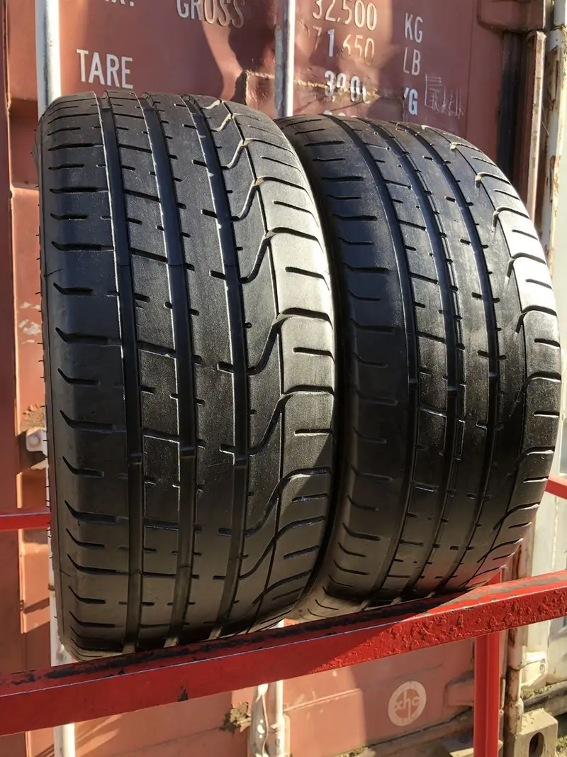 Пара б/у шин 225/40 R18 Pirelli P Zero