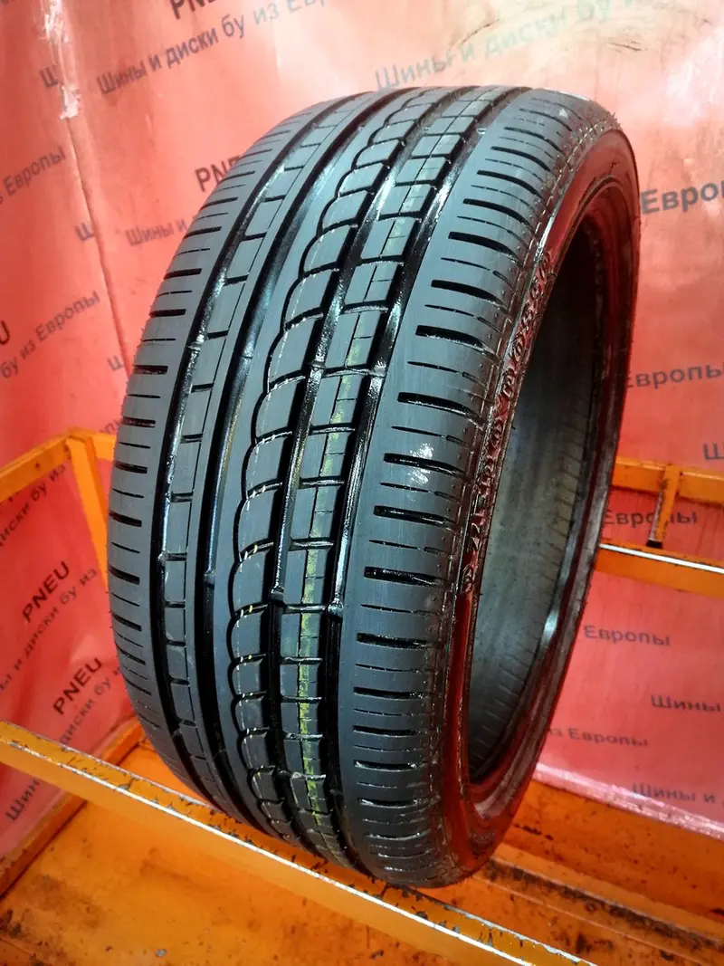 Б/у шина 225/40 R18 Pirelli P Zero Rosso