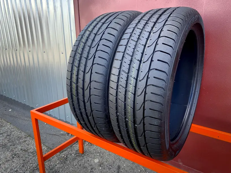 Пара б/у шин 225/40 R18 Pirelli P Zero Run Flat, фото 1