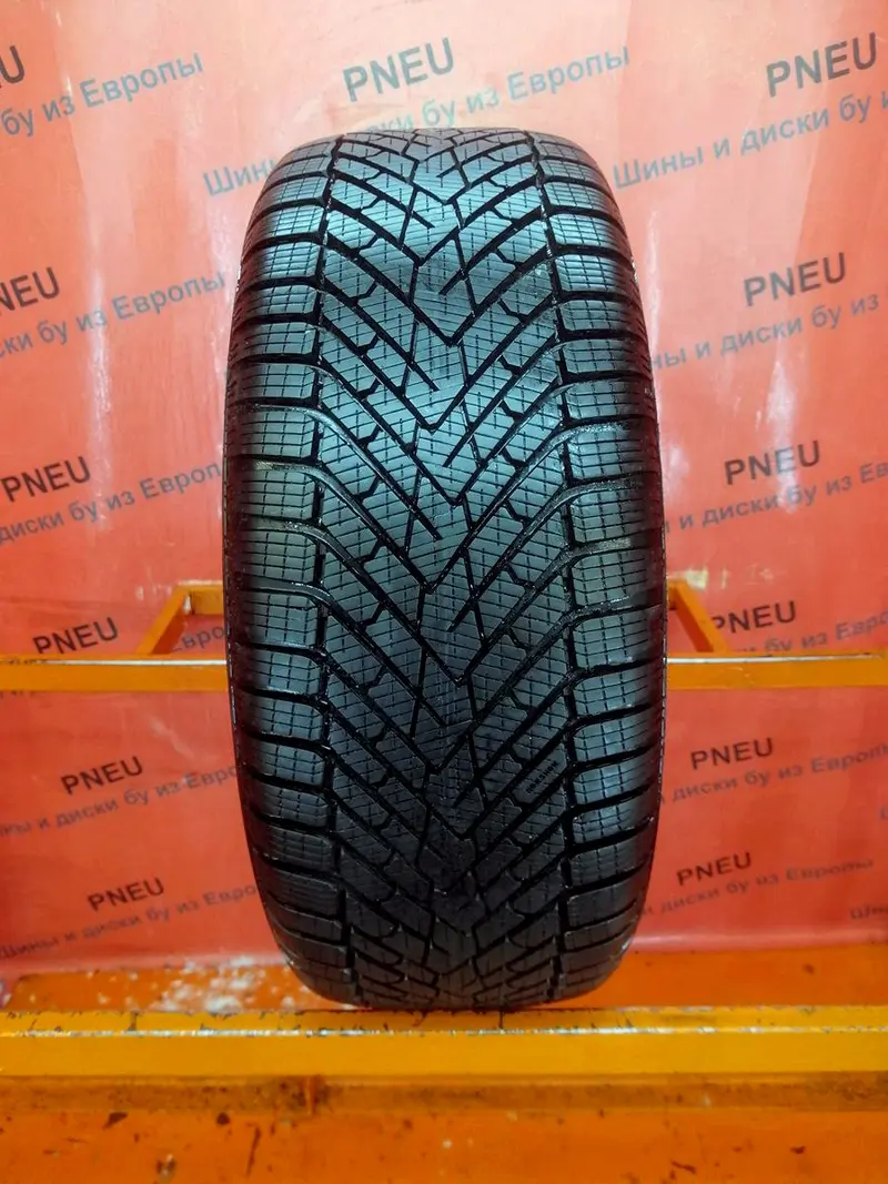Б/у шина 225/40 R18 Pirelli Winter Cinturato 2, фото 1
