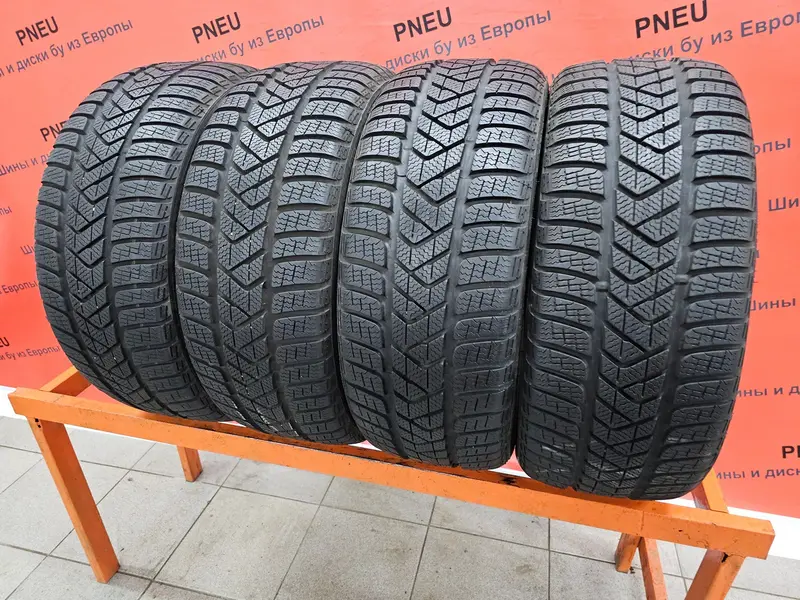 Комплект б/у шин 225/40 R18 Pirelli Winter Sottozero 3, фото 1