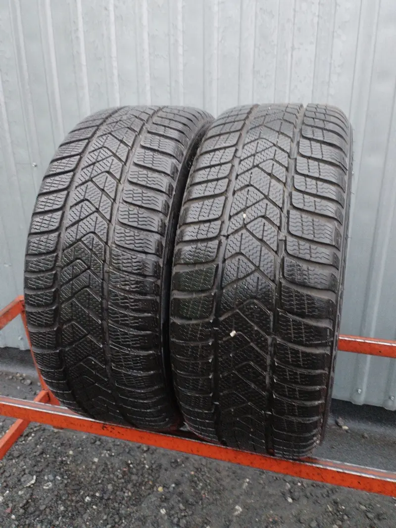Пара б/у шин 225/40 R18 Pirelli Winter Sottozero 3, фото 1