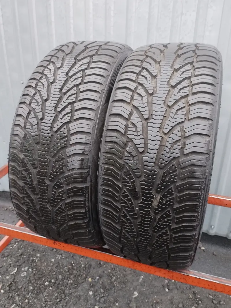 Пара б/у шин 225/40 R18 Uniroyal AllSeasonExpert 2