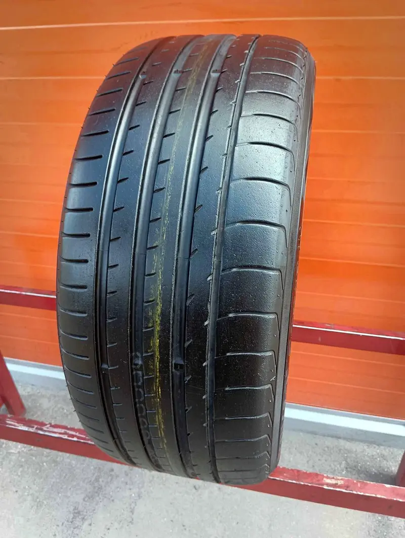 Б/у шина 225/40 R18 Yokohama Advan Sport V105