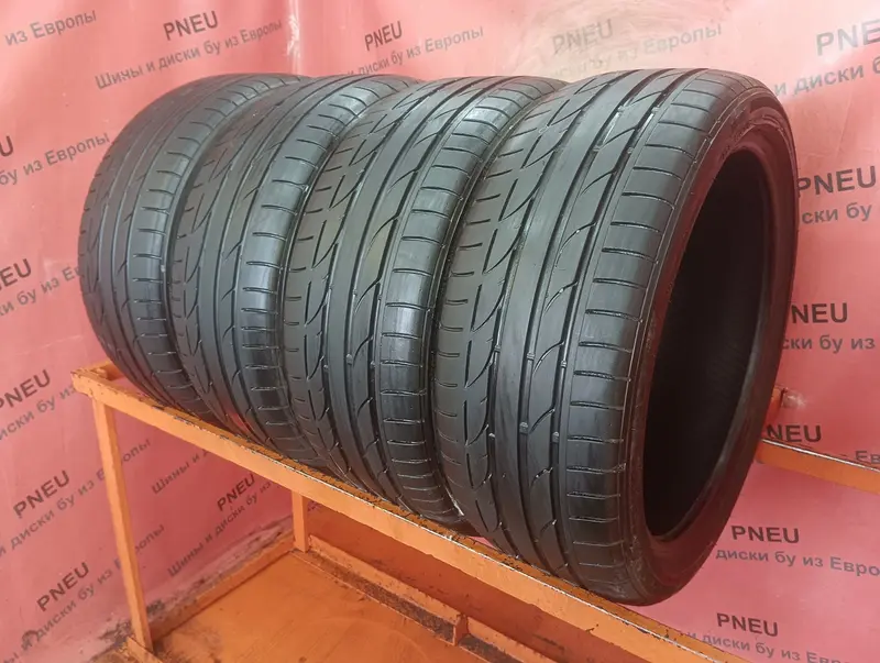 Комплект б/у шин 225/40 R19 Bridgestone Potenza S001